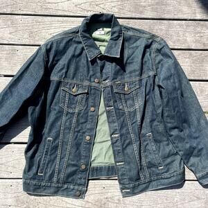 Item 9 Lee's Jean Jacket Size XL, Beautiful blue and green